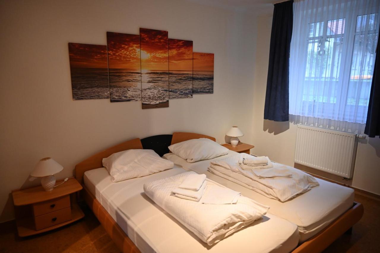 Ferienwohnung Seeblick Waren  Exteriör bild